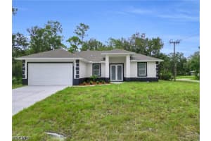 814 Lake Avenue, Lehigh Acres, FL 33972 - MLS#2026020829
