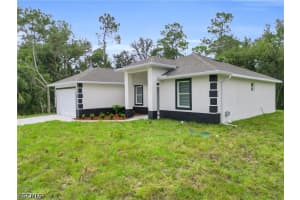 814 Lake Avenue, Lehigh Acres, FL 33972 - MLS#2026020829
