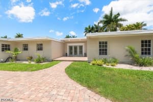 991 Aqua Lane, Fort Myers, FL 33919 - MLS#2026020983