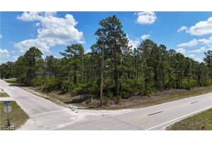1406 10th Street, Lehigh Acres, FL 33972 - MLS#2026020992