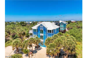 4460 Smugglers Dr, Upper Captiva
