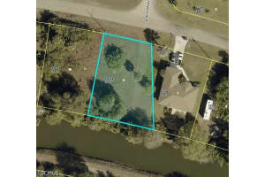 5201 Brookfield Street, Lehigh Acres, FL 33971 - MLS#2026021096