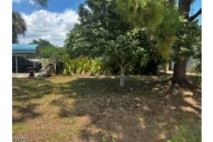 376 Kingston Drive, Fort Myers, FL 33905 - MLS#2026021115