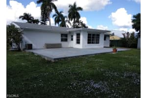 25 Estate Drive, North Fort Myers, FL 33917 - MLS#2026021145