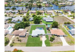 710 42nd Lane, Cape Coral, FL 33904 - MLS#2026021166