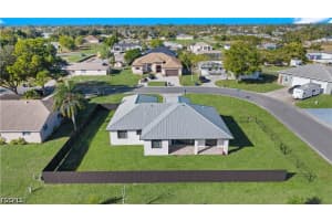 24 Crestwood Circle, Lehigh Acres, FL 33936 - MLS#2026021221
