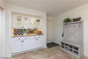 5950 Trailwinds Drive, Fort Myers, FL 33907 - MLS#2026021283