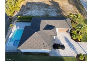 615 22nd Terrace, Cape Coral, FL 33991 - MLS#2026021290