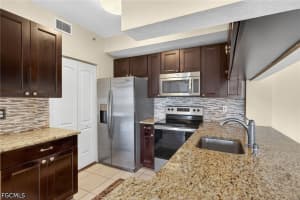 6401 Aragon Way, Fort Myers, FL 33966 - MLS#2026021297