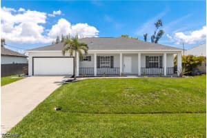 1824 2nd Street, Cape Coral, FL 33991 - MLS#2026021330