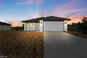 3105 42nd St W, Lehigh Acres