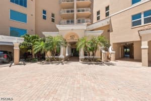 425 Dockside Drive, Naples, FL 34110 - MLS#2026021454