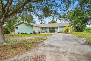 2215 8th Street, Cape Coral, FL 33990 - MLS#2026021520