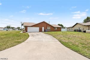 628 21st Lane, Cape Coral, FL 33990 - MLS#2026021521