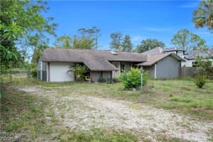 213 Lincoln Avenue, Lehigh Acres, FL 33936 - MLS#2026021583