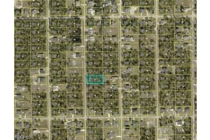 908 Oak Avenue, Lehigh Acres, FL 33972 - MLS#2026021700