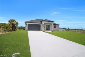 7039 Berwick Circle, Labelle, FL 33935 - MLS#2026021788
