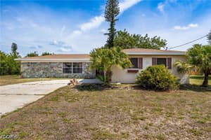 12401 Davis Boulevard, Fort Myers, FL 33905 - MLS#2026021802