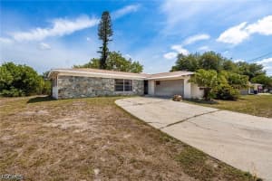 12401 Davis Boulevard, Fort Myers, FL 33905 - MLS#2026021802