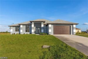 2724 7th Place, Cape Coral, FL 33993 - MLS#2026021857