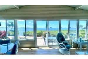 5548 Adam Dr, North Fort Myers