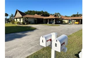 4266 Island Cir B, Fort Myers