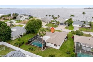 2285 28th Street, Cape Coral, FL 33904 - MLS#2026022164
