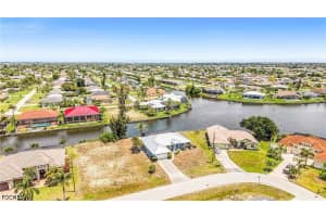 1137 37th Street, Cape Coral, FL 33914 - MLS#2026022172