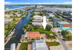 219 Primo Drive, Fort Myers Beach, FL 33931 - MLS#2026022291