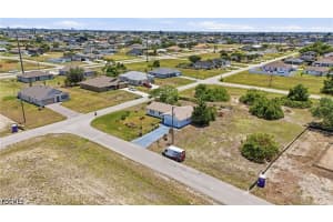 18 26TH Street, Cape Coral, FL 33993 - MLS#2026022312