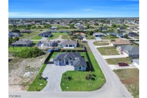 1125 14th Terrace, Cape Coral, FL 33909 - MLS#2026022323