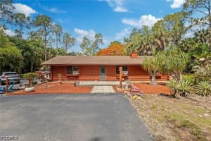 MLS# 2026022397, Naples, Florida 34117