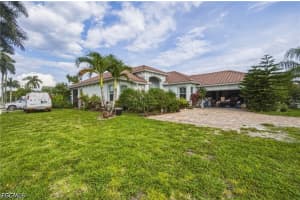 1700 43rd Terrace, Naples, FL 34116 - MLS#2026022463