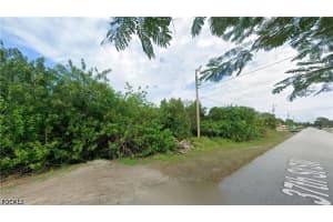 2614 37th Street, Lehigh Acres, FL 33976 - MLS#2026022524