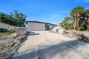 3286 EAGLE PASS ST, North Port, FL 34286 - MLS#2026022618
