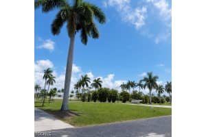 90 Sycamore Lane, Fort Myers, FL 33908 - MLS#2026022668