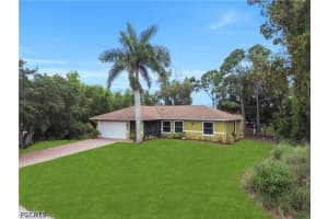8434 Butternut Rd, Fort Myers