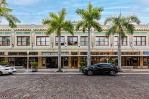 2260 1st Street, Fort Myers, FL 33901 - MLS#2026022804