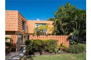 1727 Park Meadows Drive, Fort Myers, FL 33907 - MLS#2026022815