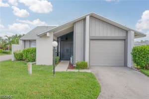 9833 Maplecrest Cir, Lehigh Acres