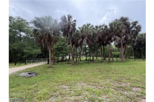 281 8th Street, Naples, FL 34117 - MLS#2026023045