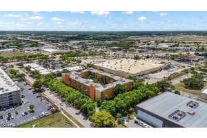 2366 Mall Drive, Fort Myers, FL 33901 - MLS#2026023059
