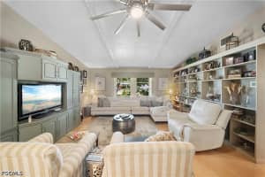 8713 Crest Lane, Fort Myers, FL 33907 - MLS#2026023095