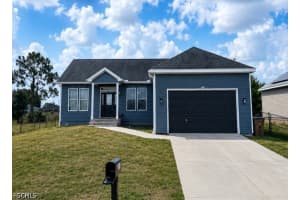 2703 38th Street, Lehigh Acres, FL 33976 - MLS#2026023125