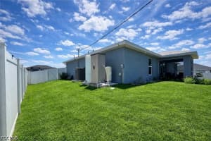 2804 2nd Place, Cape Coral, FL 33909 - MLS#2026023187