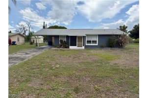 311 Schoolside Dr, Lehigh Acres