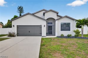 1809 Sw 26th St, Cape Coral