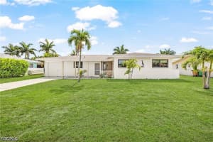 3009 19th Place, Cape Coral, FL 33904 - MLS#2026023245