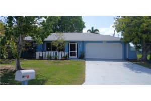 5240 Versaille Court, Cape Coral, FL 33904 - MLS#2026023335