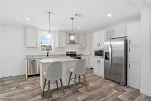 7 Birch Blvd, Fort Myers